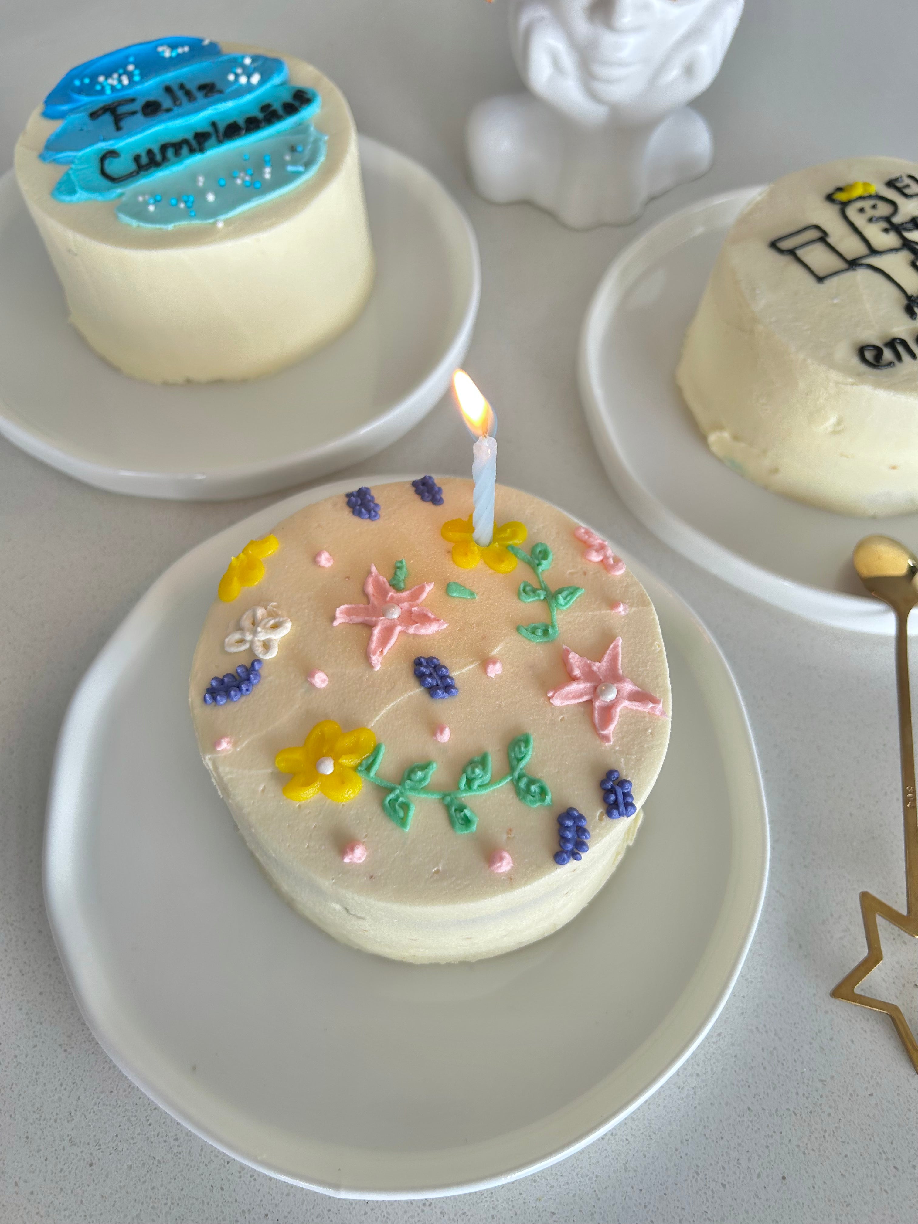 UGLY CAKE PARA COMPARTIR 6-8 PORCIONES